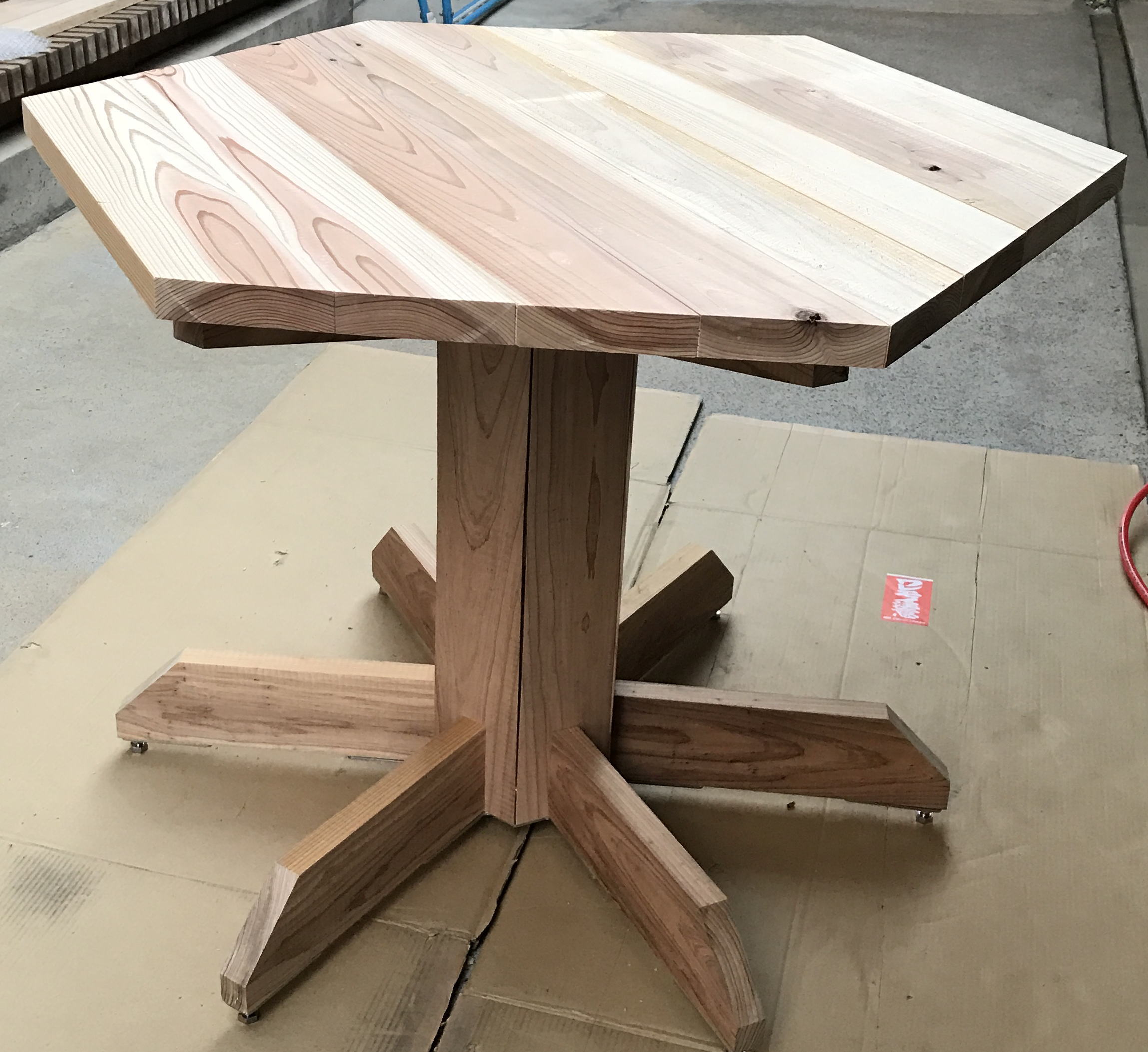 「ヘキサテーブル製作」・いっしょに製作・製作実習