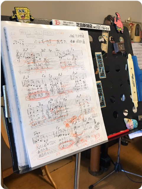 歌を録音して聴いて、歌のレッスン中～・与勝玲依「深愛のうた」心より. りえ 『私　やっぱり・・・』